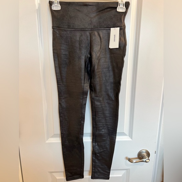 NWT Spanx faux leather Leggings - Picture 2 of 4